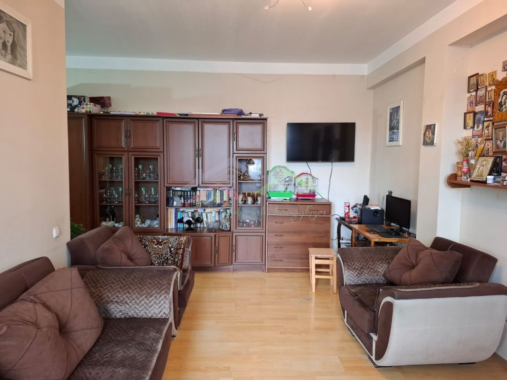 შენი სახლი